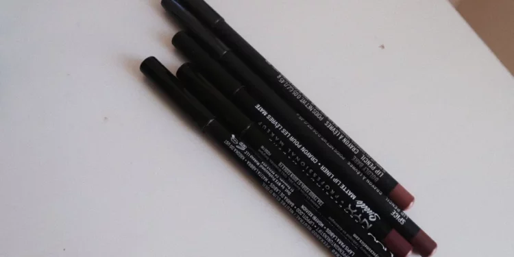 Liner do ust