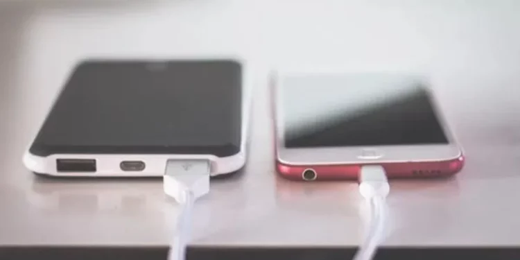 Ładowarki do telefonów komórkowych